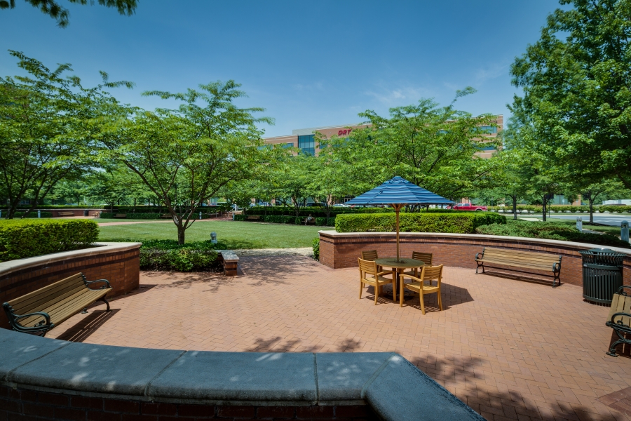 Milestone Business Park Courtyard